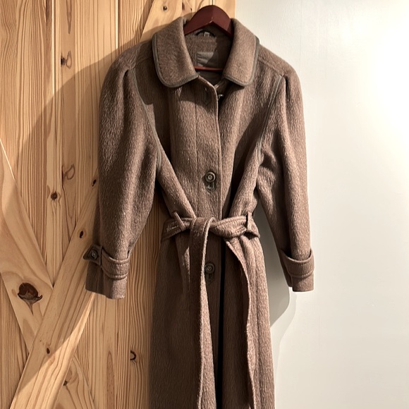 Vintage Jacket - Picture 6 of 6